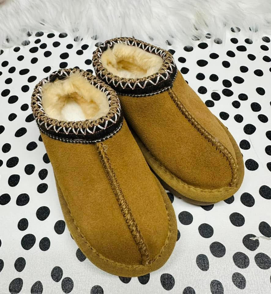 Kids slippers