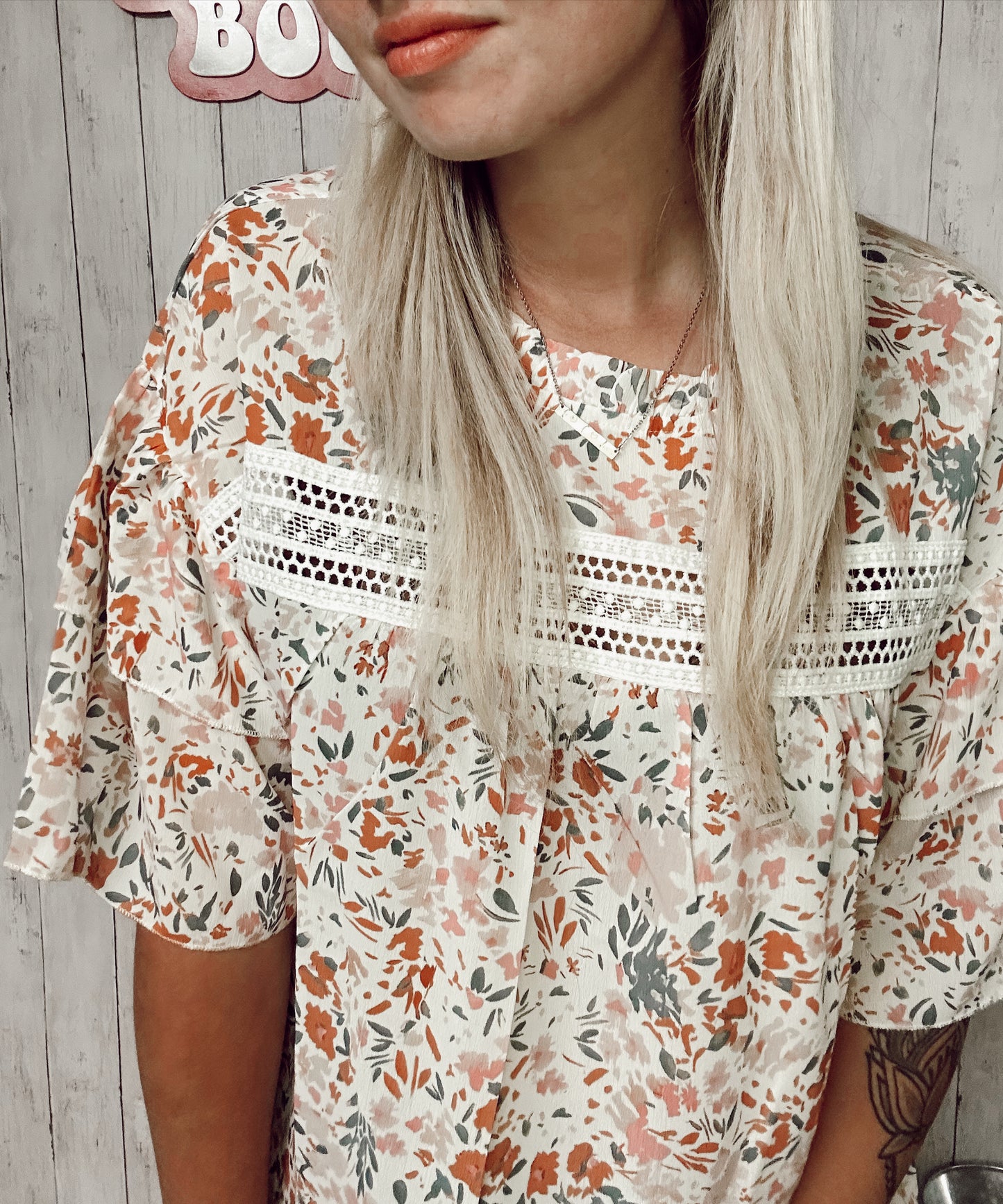 Floral Round Neck Short Sleeve Blouse